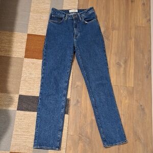 Denim Forum Classic Blue Cigarette/Straight-leg Jeans (Size 26 x 31)
